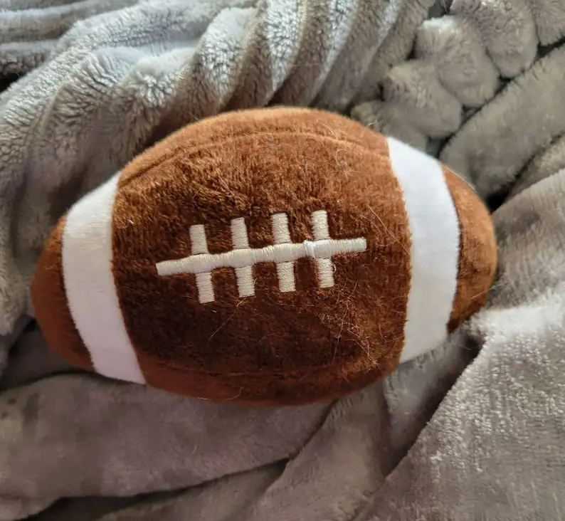 Peluche de balón de americano